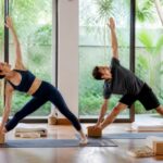 explorez le yoga iyengar, alliant précision et harmonie pour un équilibre parfait entre corps et esprit. découvrez ses bienfaits uniques et améliorez votre bien-être.